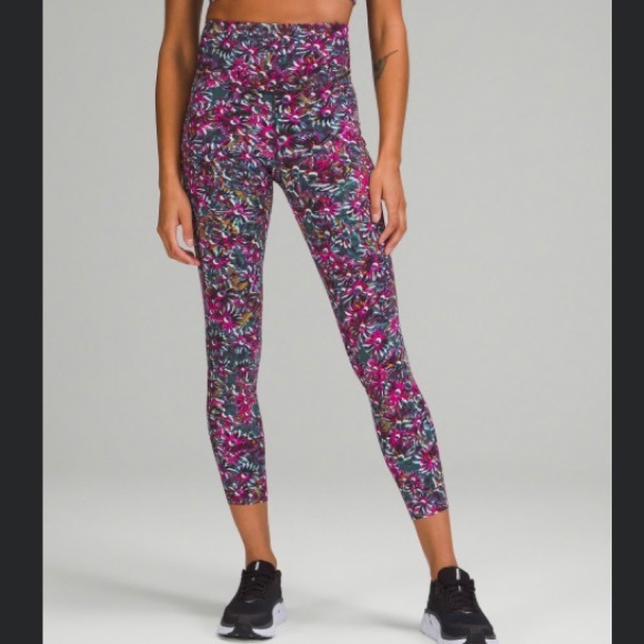 Lululemon Base Pace High Rise Running Tight 25” - Picture 3 of 12